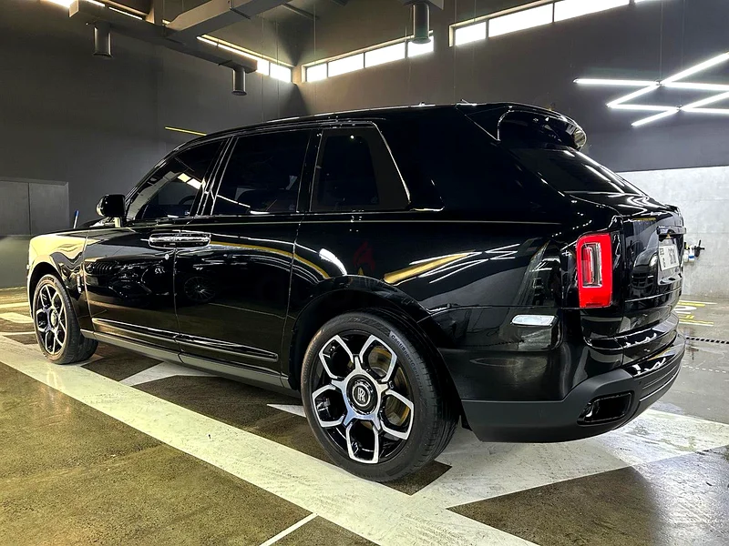ROLLS ROYCE CULLINAN 2023 GCC / WARRANTY / SERVICE CONTRACT63490405533697112