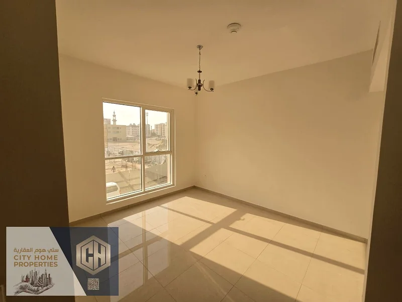 🏡 شقة من الدرجة الأولى للإيجار في الجرف 3، عجمان | فاخرة وبنهايات عالية الجودة 🔑 غرفتي نوم، صالة واسعة، 3 حمامات، واحدة من63713137473410111