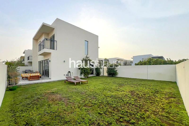 Largest Plot | Genuine Seller | Exclusive63915362844034110