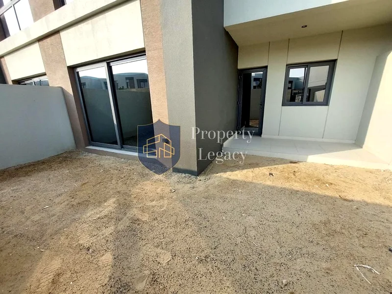Community View | Spacious | Vacant63750835530243111