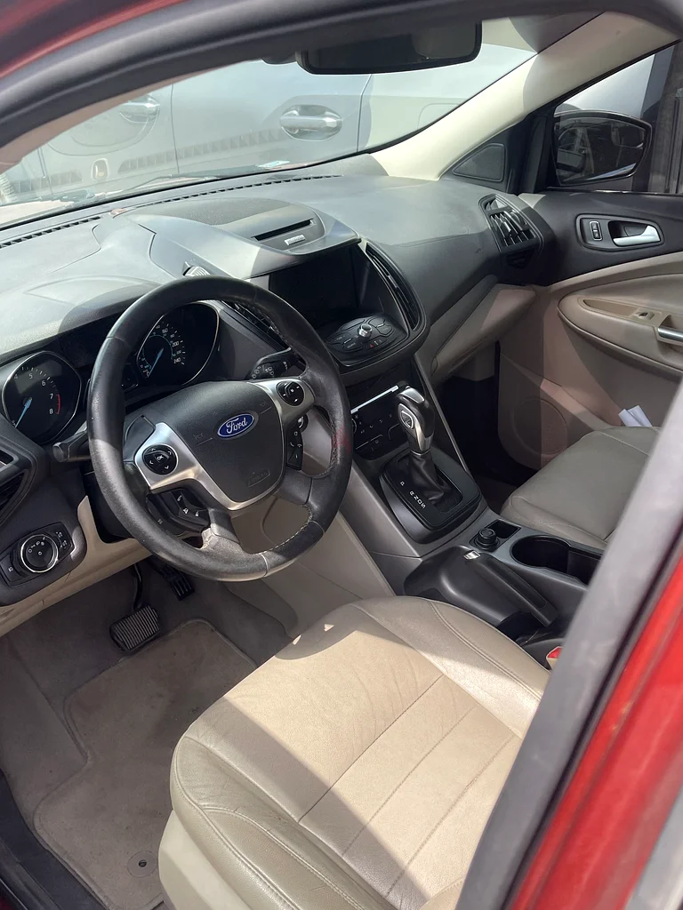 Ford Escape 2015 SE - First Owner Direct Seller63488810040323111