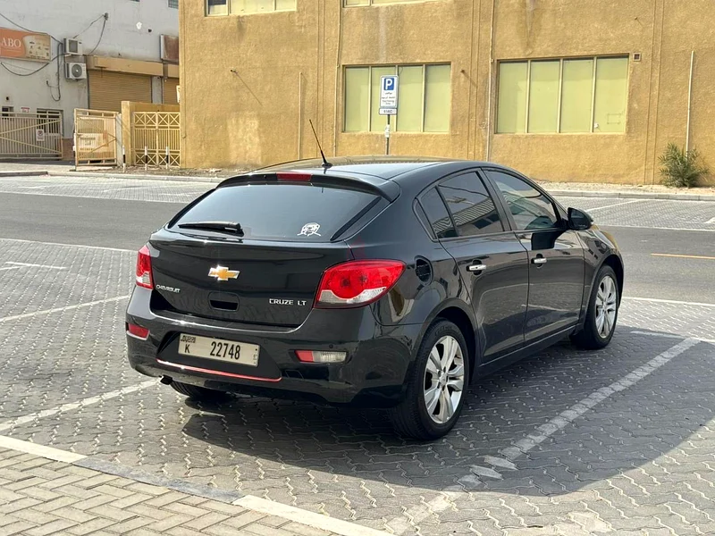 CHEVROLET CRUZE GCC SPECS FULL OPTION URGENT SALE63489421190018113