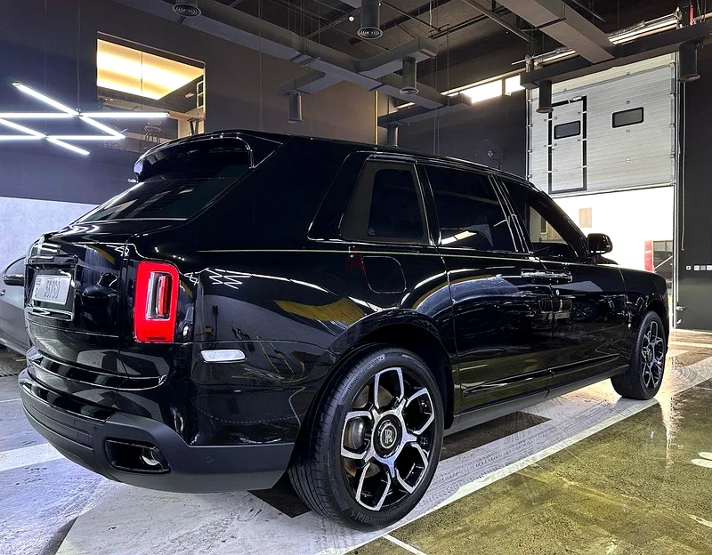 ROLLS ROYCE CULLINAN 2023 GCC / WARRANTY / SERVICE CONTRACT63490405533697111