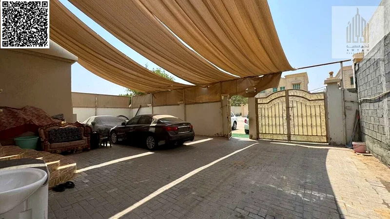 فيلا بمساحة أرضية في موقع ممتاز وبسعر خاص63879018571777111
