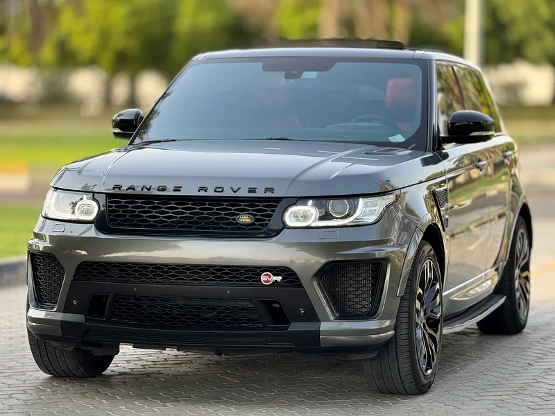 Range Rover SPORT V8 2014 model, Gulf version, panoramic, fully optional, converted with SVR complete kit63488938881666111
