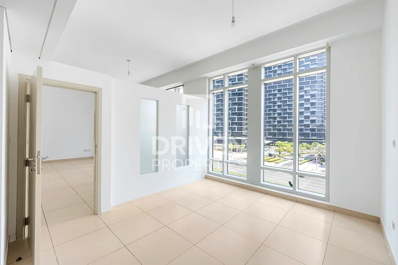 Largest Layout | Option to Furnish | Bright Unit63770328695171114