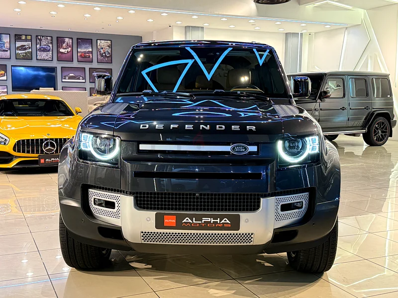 Land Rover Defender HSE V6 - Al Tayer Warranty - Fully Loaded63482902408705112