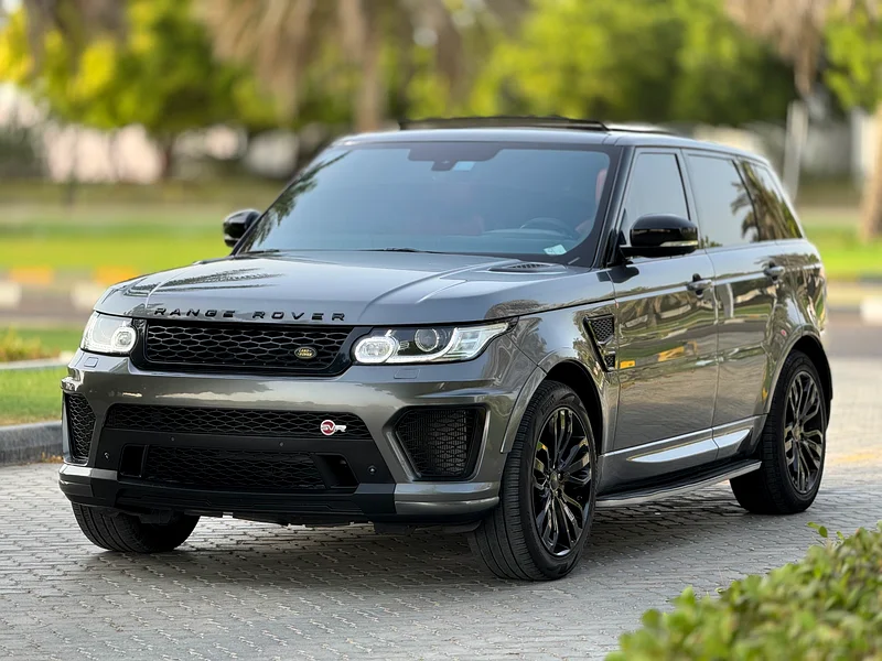 Range Rover SPORT V8 2014 model, Gulf version, panoramic, fully optional, converted with SVR complete kit63488938881666112