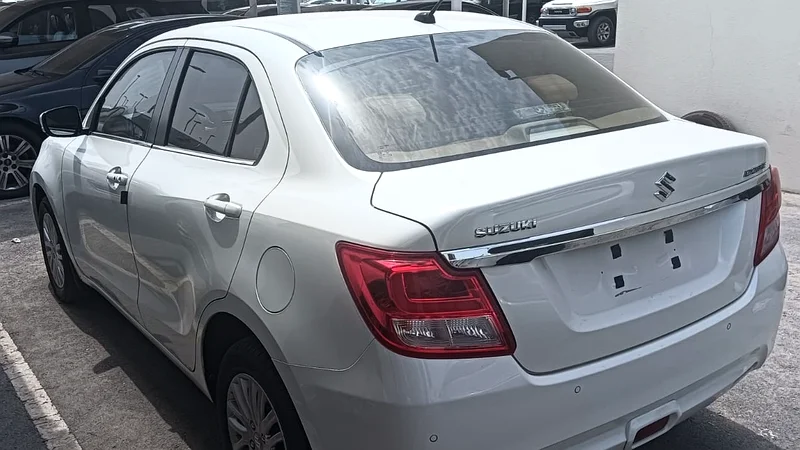 SUZUKI DZIRE / MODEL 2022 / KM 110391 / CLEAN CAR VERY GOOD CONDITION / FREE 1 YEAR WARRANTY63490757251714111