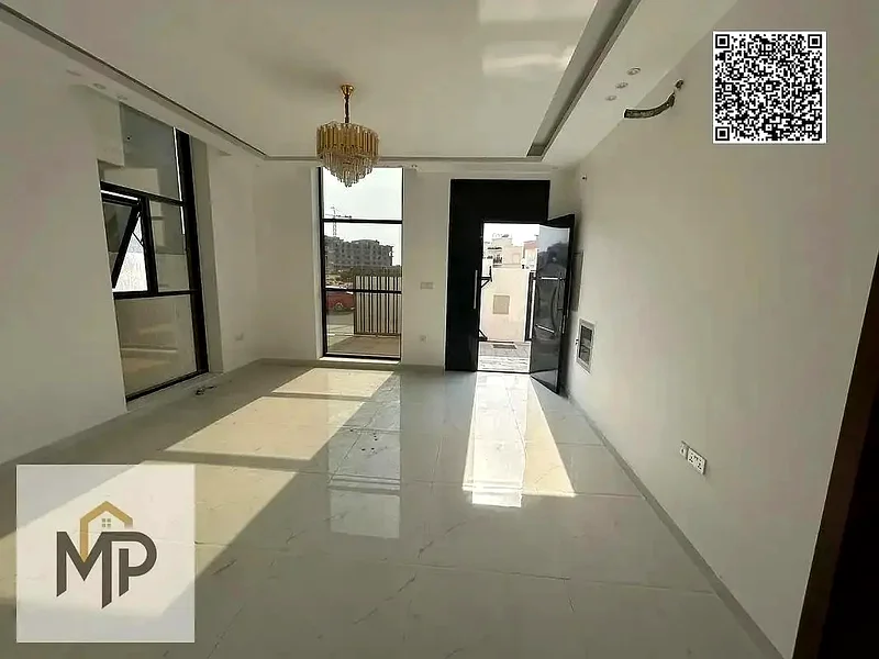 رسوم التسجيل الشاملة: فيلا خلابة في الهيليو 2 - حيث تبدأ حياة الرفاهية! تصميم عصري، تشطيبات فاخرة ومساحات واسعة للعيش63896736738563114