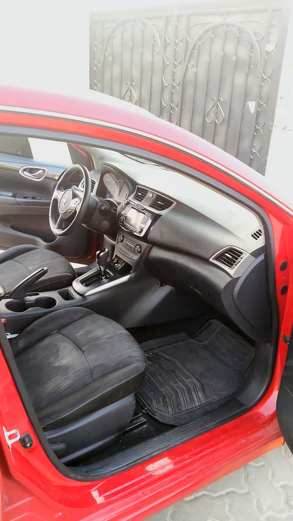 Nissan Sentra 201763484188818307112