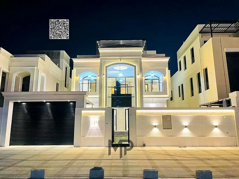 الفيلا الفاخرة للبيع بتصميم كلاسيكي، تحتوي على حديقة كبيرة، سطح، 5 غرف ماستر، بدون رسوم خدمة، وتملك حر لجميع الجنسيات63880279700354112