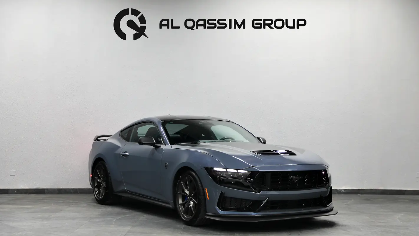 Ford Mustang 2024 — photo 1 of 18
