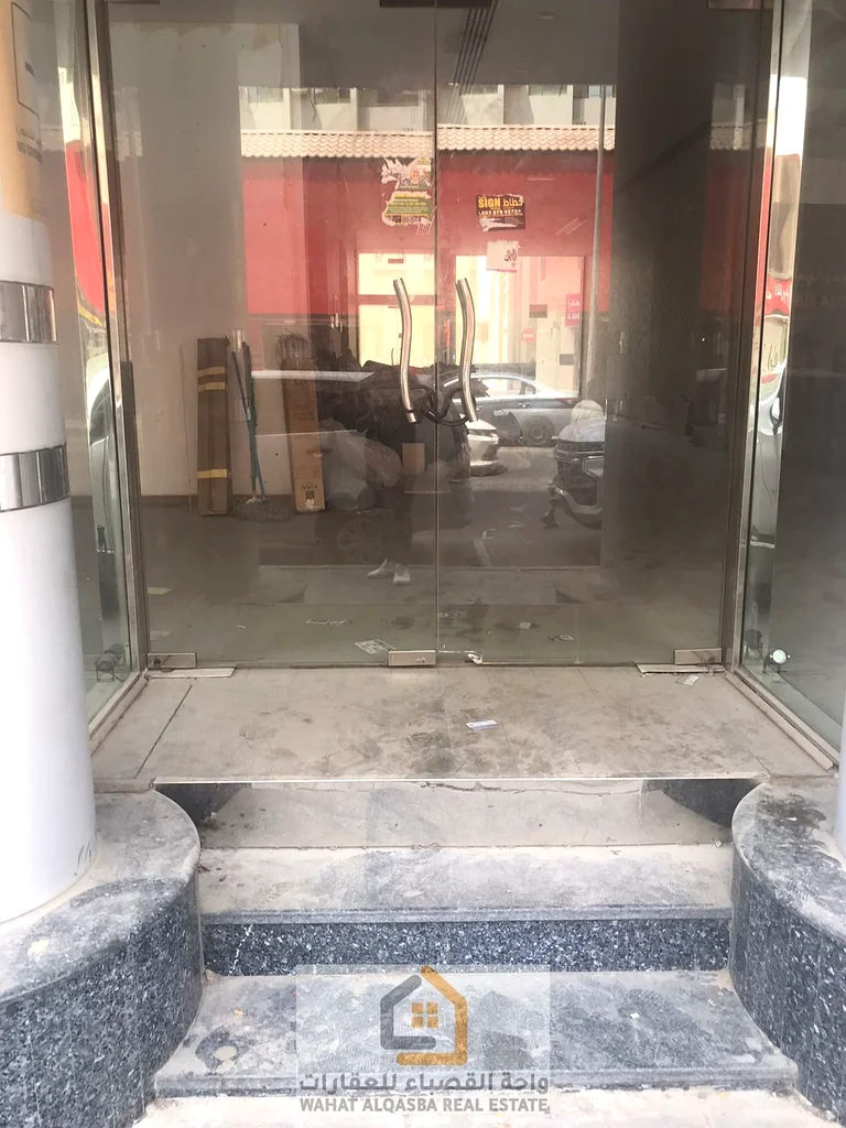 مساحة كبيرة / معيشة سهلة / جميع الخدمات متوفرة / بإطلالة مريحة63622988228099111