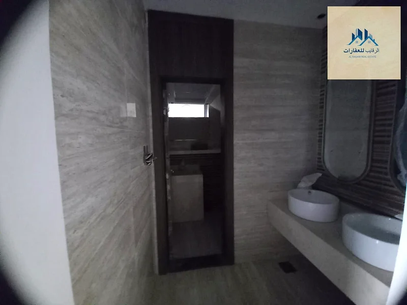 🏡 Super deluxe villa for sale with internal elevator and very spacious areas - Al Alia area, Ajman63877480547330114