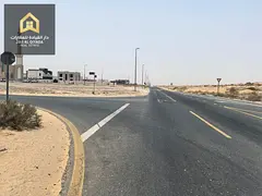 للبيع ارض مقابل في المطرق مقابل حديقه