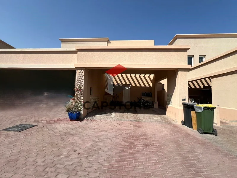 قريب من البوابة الرئيسية | صف واحد | مؤجر63922287245955110