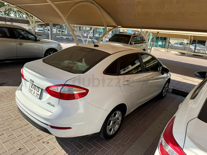 Ford Fiesta fuel efficient63488841672321113