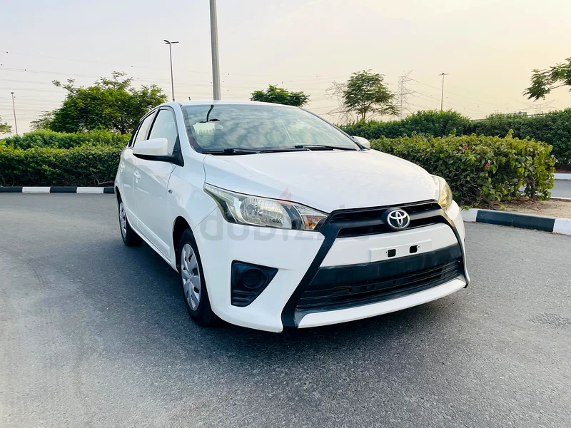 Toyota Yaris 2016 GCC with 193,000 km.63488078998658114
