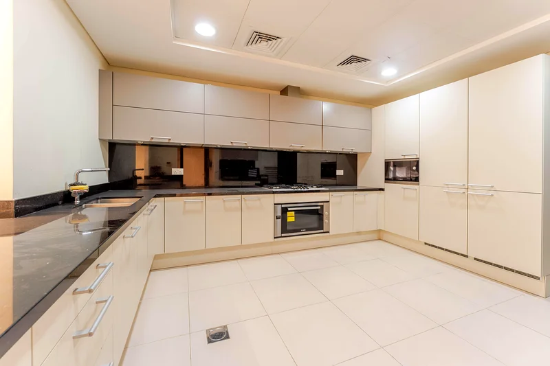 Vastu Compliant | Vacant  | View Today63975048916226114