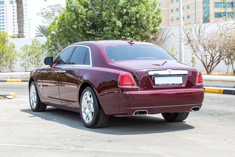 رولز رويس غوست 2010 (أميال قليلة )63490305068419113