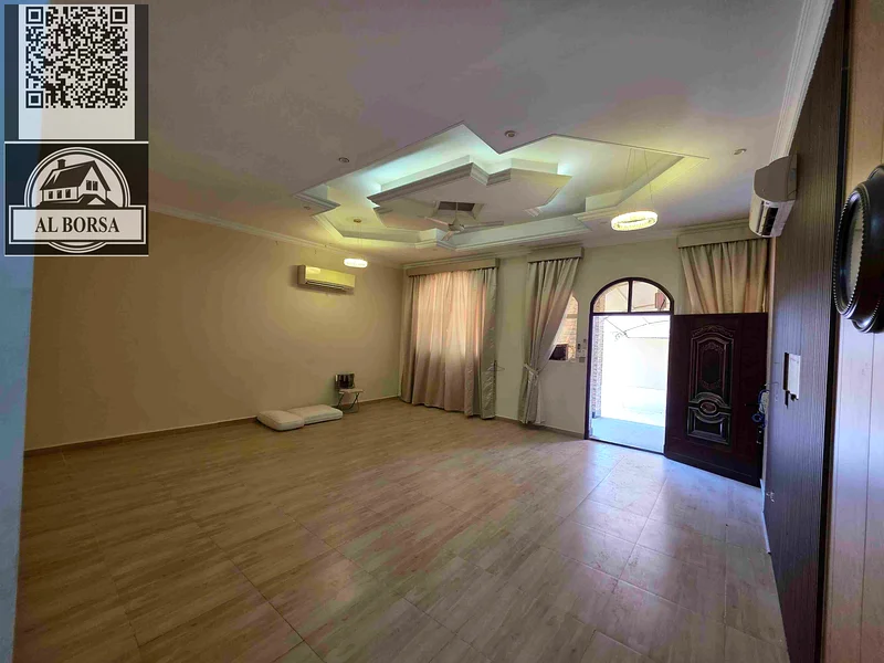 Land area: 6,500 square feet. Design: Two floors and an external annex integrated with the house interior. 10 master bedrooms63874581457411114