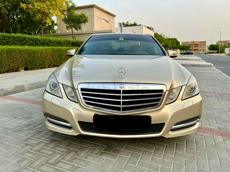Mercedes Benz E300 2011 Model like brand new634884107676171113