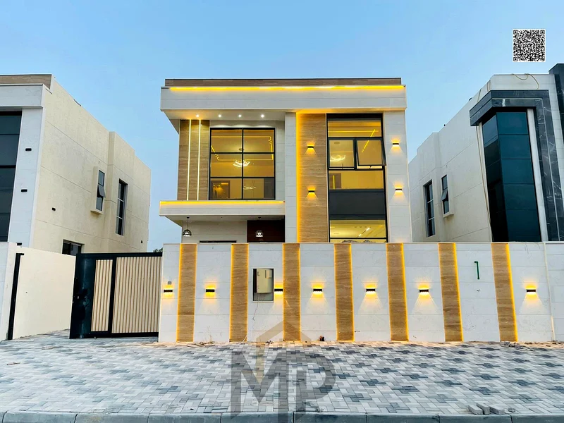 For sale, a modern villa at a very good price, close to Sheikh Mohammed bin Zayed Road, freehold for all nationalities, at a negotiable price with the63896181567234111