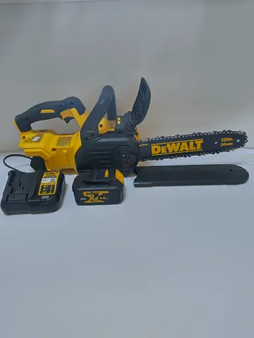 DEWALT CHAINSAW 18V B.L