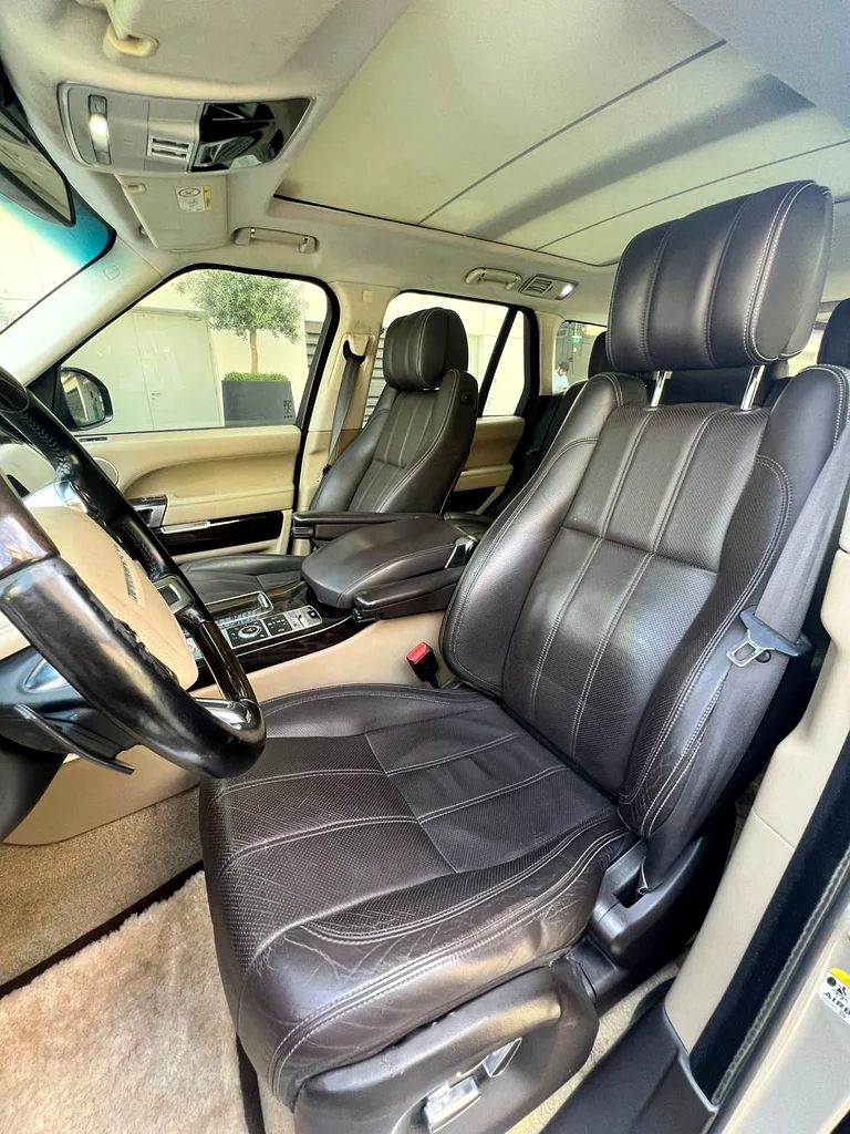 Range Rover63482779644034114