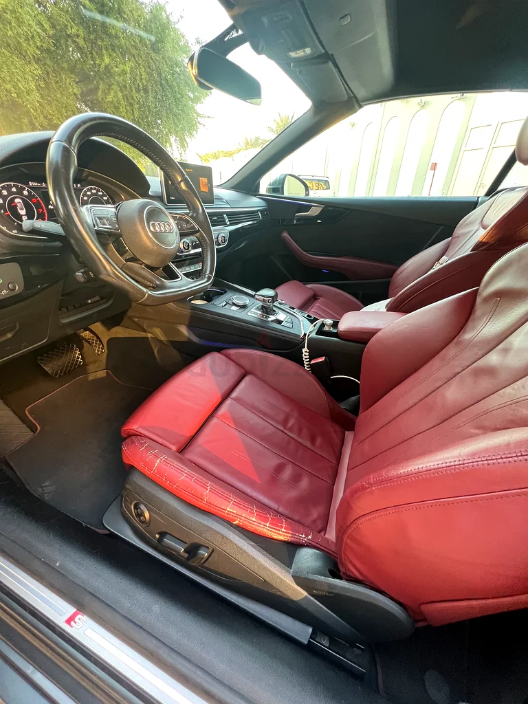 أودي A5 40 TFSI كابريو63489166597762114