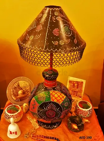 Vintage Handcrafted Decorative Lamp - A Beautiful Addition to Your Home