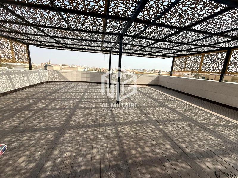 A luxurious villa with a modern design and fully VIP finishing, ready for occupancy and including all amenities and services. ✔️ The villa includes: e63879536704514113