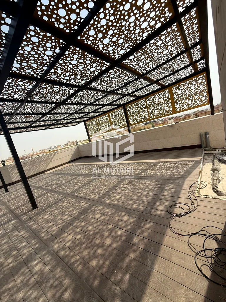 A luxurious villa with a modern design and fully VIP finishing, ready for occupancy and including all amenities and services. ✔️ The villa includes: e63879536704514114