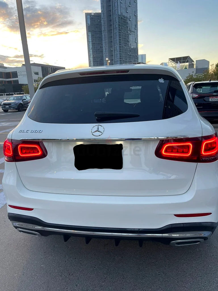 Mercedes-Benz GLC300 AMG 2.0L | Full Option63488246015745112