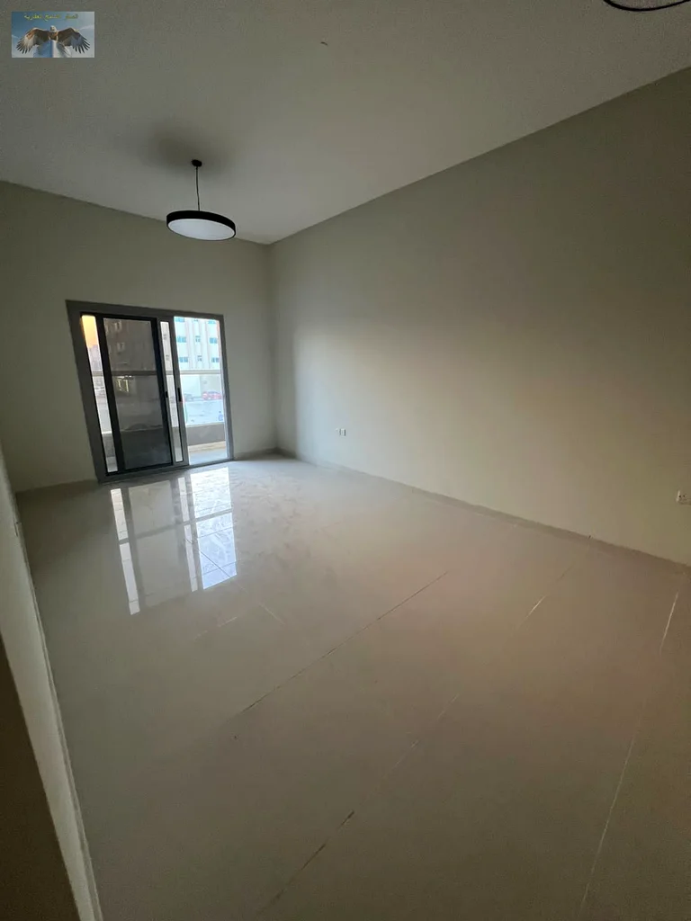 غرفة نوم واحدة للايجار لأول مرة في الجرف 3 🏢 مبنى جديد، تشطيبات فاخرة، تكييف مركزي، شرفة، حمامان، موقع متميز وتخطيط واسع 🌟63713884929923113