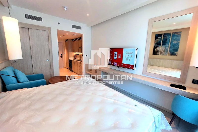 Penthouse level | Seaside living  | Multiple Units64008261398658113