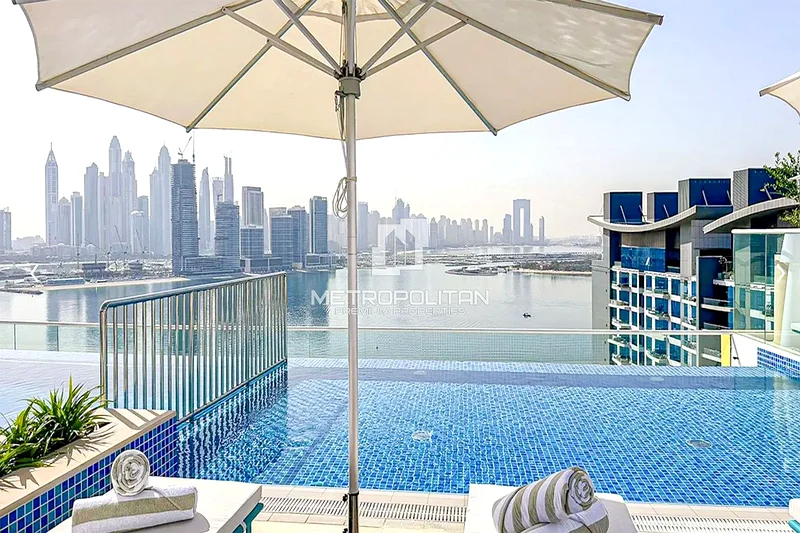 Penthouse level | Seaside living  | Multiple Units64008261398658111