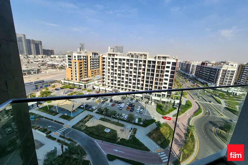 طابق عالي | مفروش بالكامل | شاغرة قريبًا63803427914498112