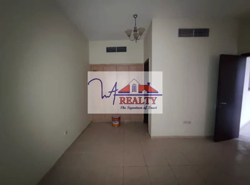 أرخص عرض!! شقة كبيرة بغرفة نوم واحدة وبشرفة للبيع63992405484803113