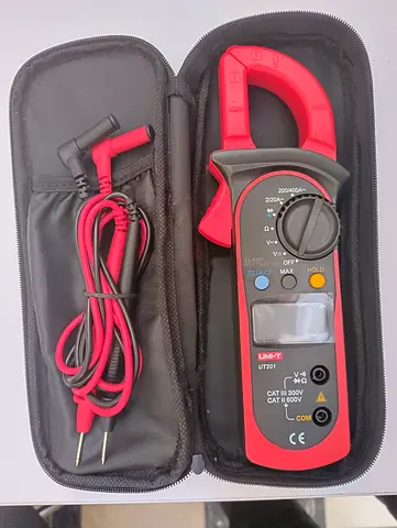 UNI-T DIGITAL CLAMP METER