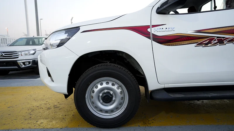 TOYOTA HILUX 2.7L - S.C - M.T - 4X4 - MODEL 202563612449257729113