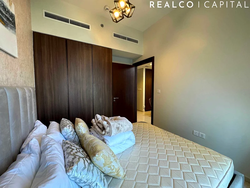1-BHK | مفروشة بالكامل | إطلالة على الحديقة والقناة |63792669950337112