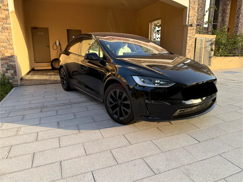 Tesla X63490567138049111
