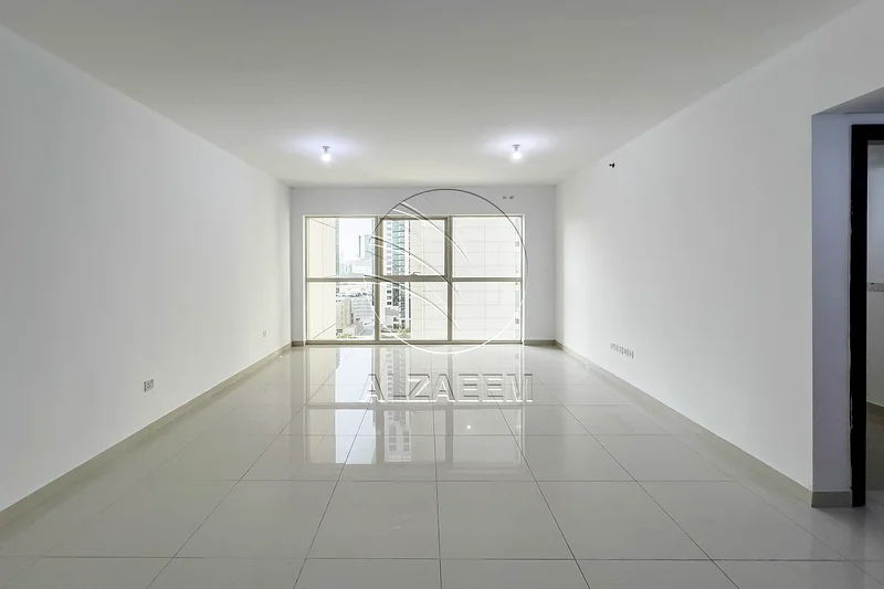 High Level Unit Facing the Marina | Tenanted63845518796545112