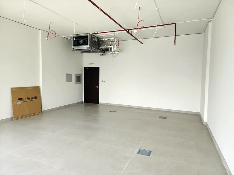 Fully Fitted Office |Full  Lake View | Ready To Move | Multiple Options | B2B Tower63620855719811114