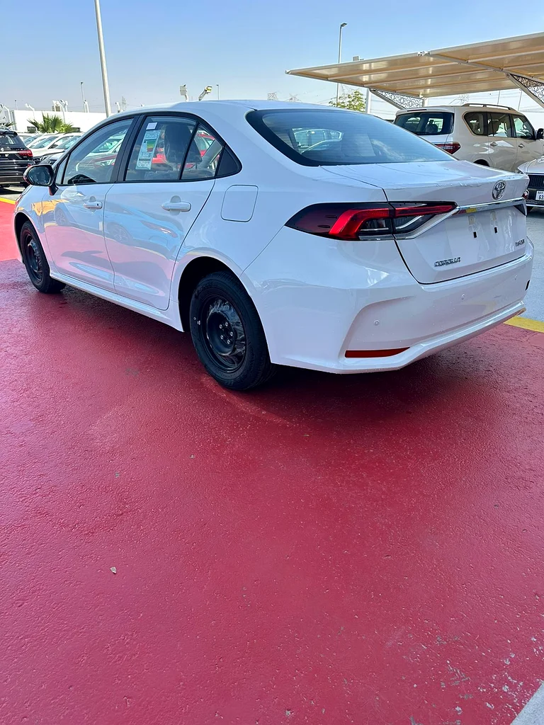 Toyota corolla 1.6L gcc 202563484505254018113