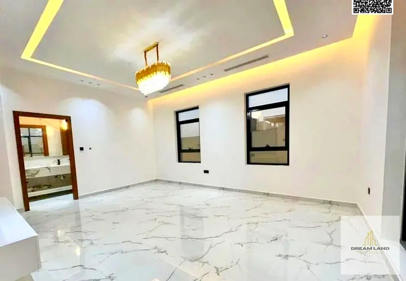 For sale - a luxury villa with a swimming pool in a prime location in Ajman, high-end finishing, modern design, including registration63898224509059114