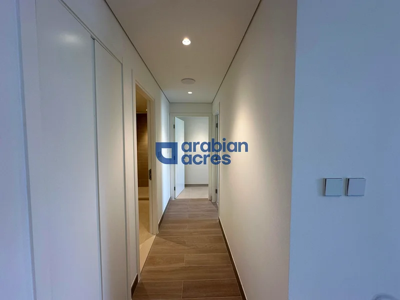 Beach Access | Pool View | Vacant64025597761153110