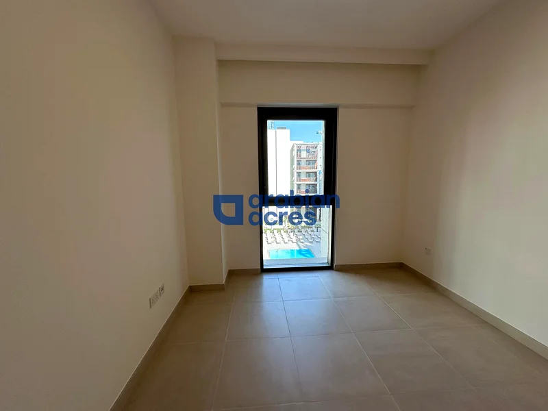 Beach Access | Pool View | Vacant64025597761153114